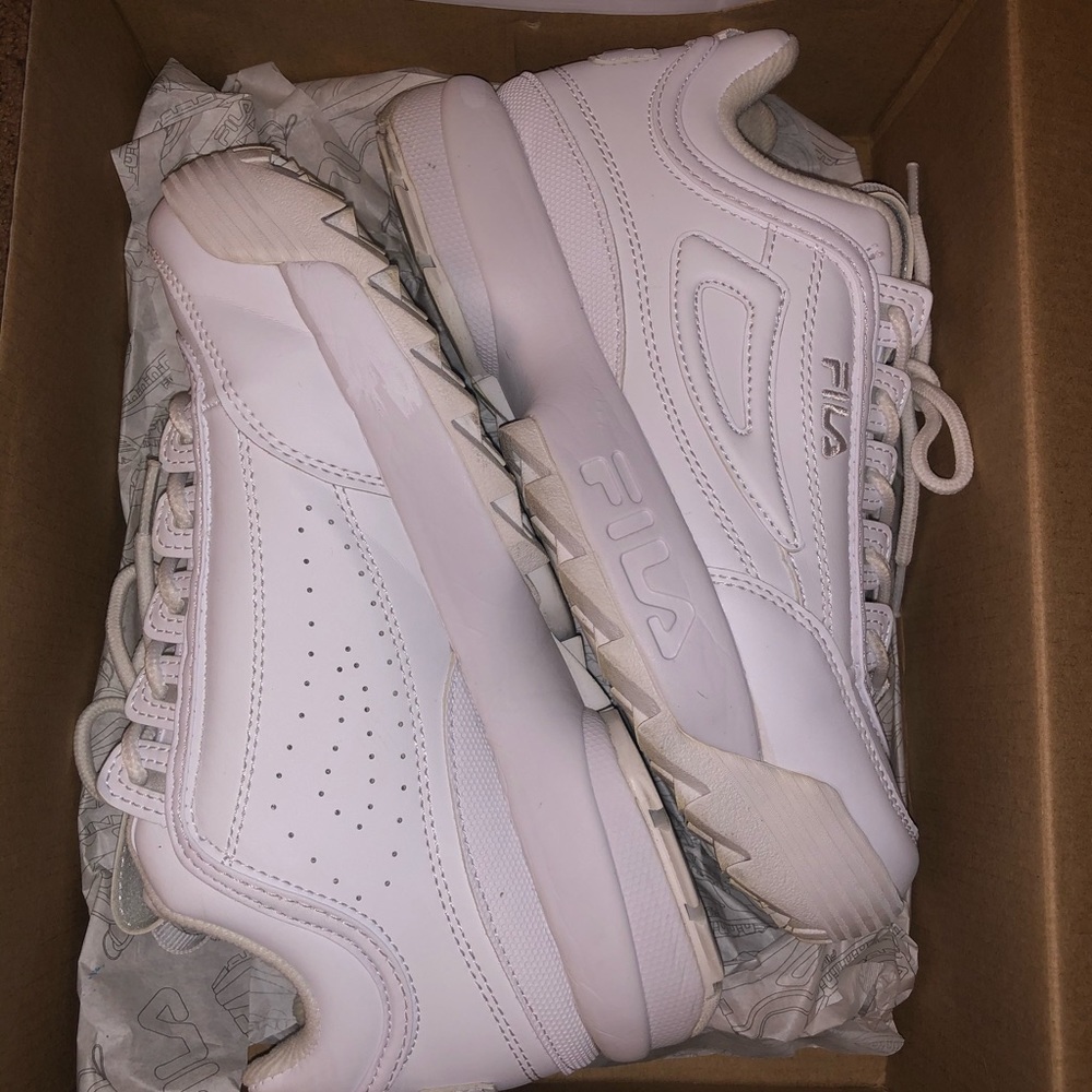 Fila disruptor all white